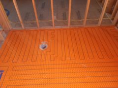 Underfloor heating installation